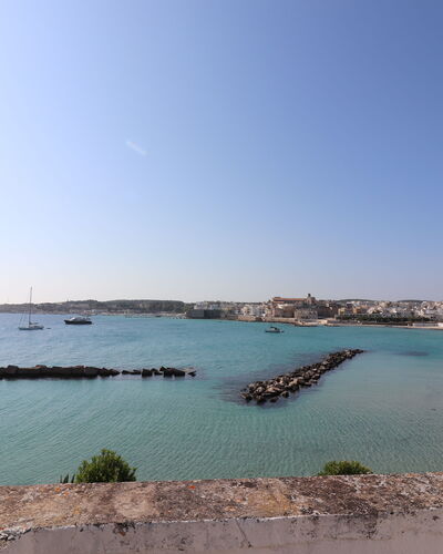 Giulia: Sky, Water Resources, Blue, Water, Body Of Water, Waterway, Sea, Horizon, Coast, Coastal And Oceanic Landforms