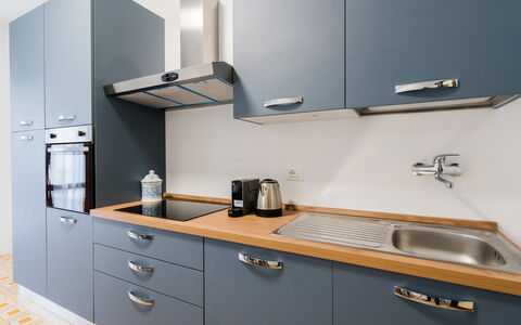 Stella Marina: Kitchen, Kitchen Appliance, Cabinetry, Countertop, Major Appliance, Kitchen Stove, Wood, Stove, Interior Design, Kitchen Sink