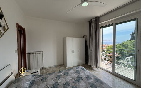 Casa Mimin, Vista Mare, Adults Only, Sanremo: Flooring, Floor, Interior Design, Room, Furniture, Apartment, Ceiling, Wood Stain, Hardwood, Wood Flooring