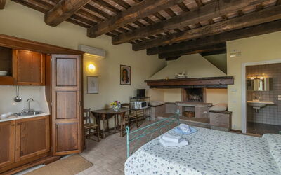 Accommodation:&nbsp;Strettoio