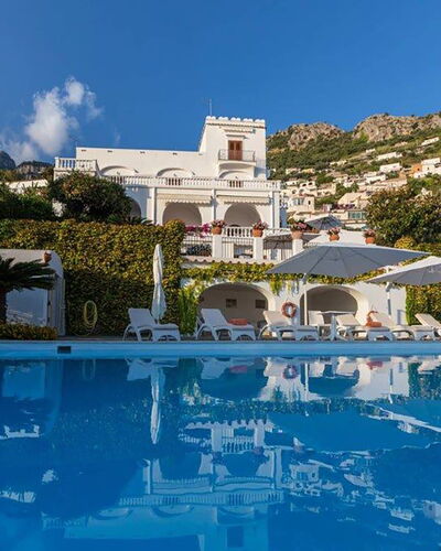 Villa Desideria: Swimming Pool, Resort, Resort Town, Hotel, Thermae, Villa, Mountain Village, Hacienda, Boutique Hotel
