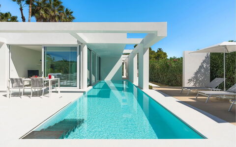 Villa Zora: Swimming Pool, Resort, Eco Hotel, Hotel, Villa