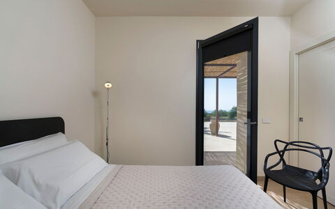 Villa Miriam: Interior Design, Bedroom, Floor, Furniture, Flooring, Bed, Lighting, Ceiling, Home, Room