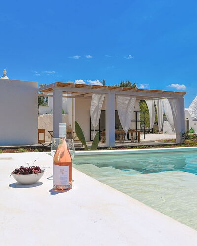 Trulli Fontana: Outdoor Structure, Villa, Swimming Pool