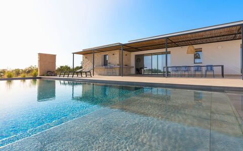 Villa Campo Verde: Composite Material, Swimming Pool, Estate, Resort, Villa, Eco Hotel