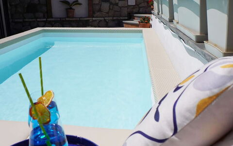 Villa Pietraluna: Swimming Pool, Resort, Houseplant, Flowerpot, Eco Hotel, Floral Design, Hotel