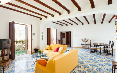 Casa Annalu: Flooring, Furniture, Floor, Interior Design, Door, Home, Room, Ceiling, Chair, Living Room