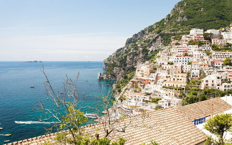 Casa Annalu: Mountainous Landforms, Coast, Coastal And Oceanic Landforms, Mountain, Sea, Hill, Promontory, Terrain, Headland, Cliff