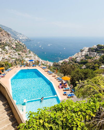 Casa Dorothea 2: Resort Town, Swimming Pool, Resort, Mountain Village, Seaside Resort