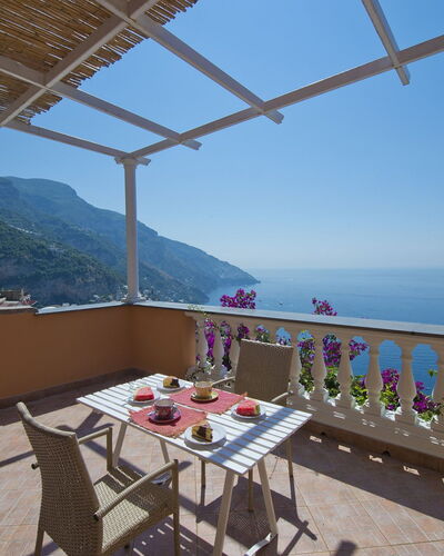 Casa Ivan: Furniture, Interior Design, Flooring, Floor, Home, Room, Ceiling, Sea, Resort, Apartment