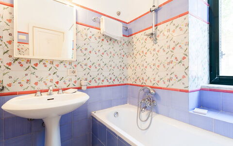 Casa Li Galli: Bathroom, Plumbing Fixture, Flooring, Interior Design, Floor, Plumbing, Tile, Bathroom Sink, Tap, Sink