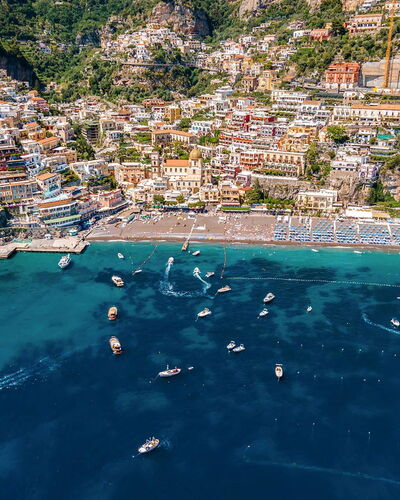 Casa Palazzo: Body Of Water, Coast, Sea, Summer, Coastal And Oceanic Landforms, Boat, Beach, Tourist Attraction, Ocean, Watercraft