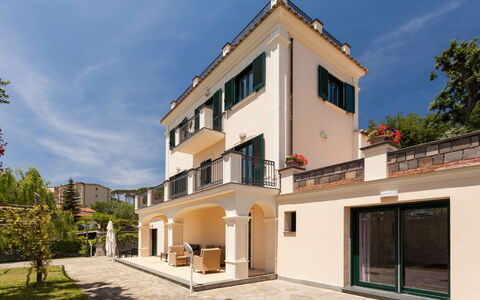 Villa Castore: Home, Door, Balcony, Apartment, Estate, Villa, Mansion, Hacienda