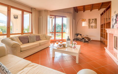 Villa Cremia: Furniture, Interior Design, Flooring, Floor, Wood, Ceiling, Room, Home, Living Room, Couch