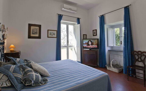 Villa Torre del Sole: Furniture, Interior Design, Room, Picture Frame, Ceiling, Linens, Flooring, Lighting, Home, Bedroom