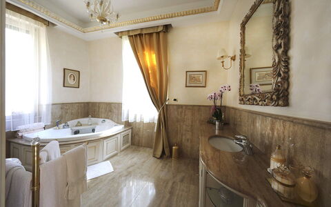 Zarina: Interior Design, Lighting, Furniture, Plumbing Fixture, Light Fixture, Floor, Room, Bathtub, Tap, Bathroom