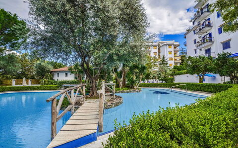 Casa Primavera: Blue, Swimming Pool, Resort, Apartment, Hotel, Condominium, Reflection, Resort Town, Eco Hotel, Reflecting Pool
