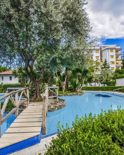 Casa Primavera: Blue, Swimming Pool, Resort, Apartment, Hotel, Condominium, Reflection, Resort Town, Eco Hotel, Reflecting Pool