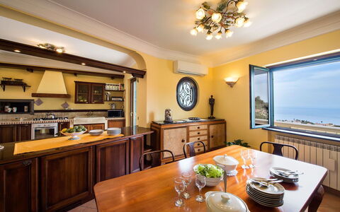 Villa Tortuga: Furniture, Interior Design, Wood, Table, Kitchen & Dining Room Table, Flooring, Ceiling, Floor, Room, Dining Room