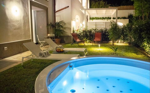 Suite Plumbago: Swimming Pool, Resort, Design, Houseplant, Hotel, Outdoor Furniture, Eco Hotel, Landscape Lighting, Courtyard