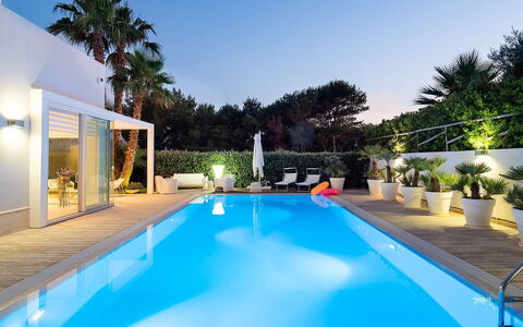 Villa Rossini: Swimming Pool, Resort, Eco Hotel, Hotel, Outdoor Furniture, Houseplant, Villa, Flowerpot, Sunlounger