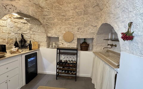 Trulli Maria: Interior Design, Furniture, Shelving, Kitchen, Shelf, Kitchen Appliance, Countertop, Natural Material, Cabinetry, Light Fixture