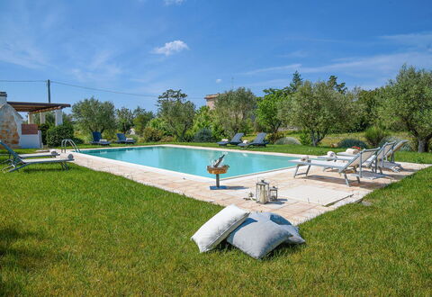 Trulli Martina: Swimming Pool, Resort, Outdoor Furniture, Estate, Garden, Hacienda, Backyard, Landscaping, Eco Hotel, Lawn