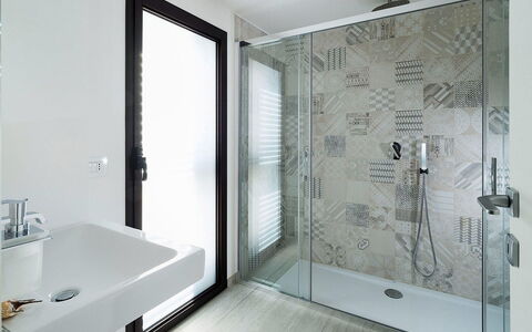 Rosemary: Bathroom, Plumbing Fixture, Interior Design, Flooring, Floor, Shower, Tap, Plumbing, Shower Head, Tile