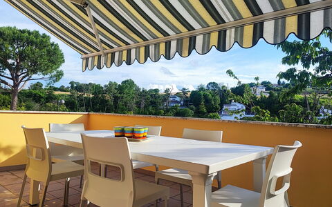 Casa Nadia: Furniture, Chair, Awning, Outdoor Furniture, Shade, Outdoor Table, Kitchen & Dining Room Table, Restaurant, Outdoor Structure, Balcony
