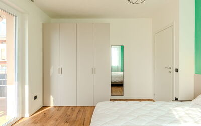 Accommodation:&nbsp;Garda Oasis and Horizon 500.4