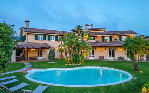 Villa Polistena: Swimming Pool, Resort, Estate, Home, Eco Hotel, Hacienda, Villa, Lawn, Garden, Mansion