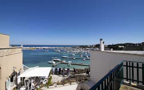 C-Home Historic House: Boat, Watercraft, Boats And Boating--Equipment And Supplies, Marina, Waterway, Coast, Sea, Coastal And Oceanic Landforms, Port, Harbor