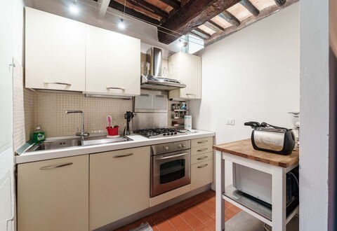 Le Loggine del Pignatello Apartment, Siena City: Kitchen Appliance, Kitchen, Countertop, Major Appliance, Cabinetry, Kitchen Stove, Home Appliance, Stove, Kitchen Sink, Interior Design