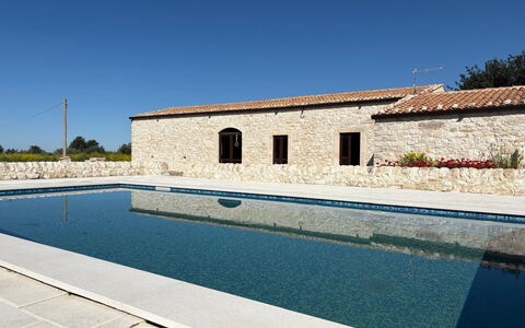 Villa Palmento: Composite Material, Swimming Pool, Estate, Villa, Stone Wall, Hacienda, Resort, Water Feature