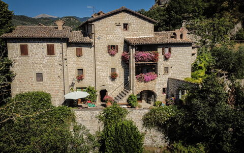 Agriturismo Arcera: Estate, Garden, Villa, Mansion, Yard, Historic House, Hacienda, Courtyard, Almshouse