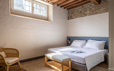 Accommodation:&nbsp;Pollera Nera