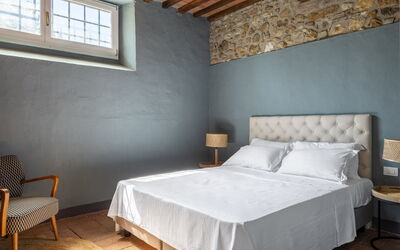 Accommodation:&nbsp;Pollera Nera