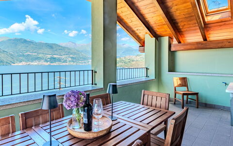 La Torre a Dorio: Wood, Interior Design, Resort, Furniture, Room, Sea, Ceiling, Mountain Range, Chair, Balcony