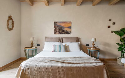 Accommodation:&nbsp;Fiordaliso