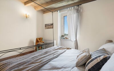 Accommodation:&nbsp;Rosa Canina