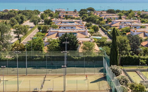 Suite Riviera: Residential Area, Landscape, Urban Design, Tennis Court, Bird'S-Eye View, Aerial Photography, Landscaping, Suburb, Estate, Park