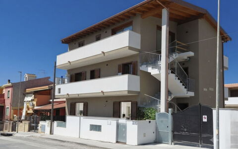 Marina di Sorso 5: Residential Area, Home, Apartment, Urban Design, Balcony, Shade, Daylighting, Plaster