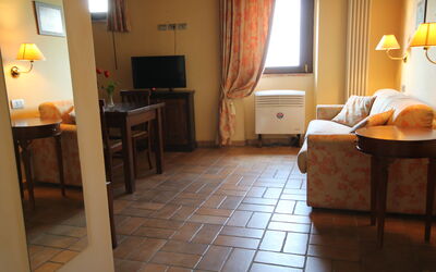 Accommodation:&nbsp;Bilo