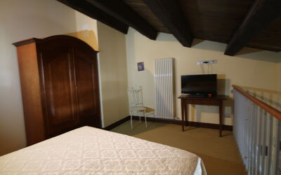 Accommodation:&nbsp;Trilo