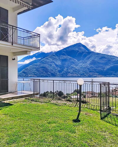 Riflessi del Lario: Swimming Pool, Resort, Eco Hotel, Shade, Hotel, Landscaping, Villa, Resort Town, Balcony