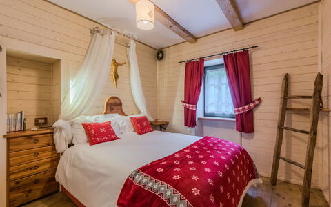Villa Ragada: Furniture, Interior Design, Flooring, Floor, Wood Flooring, Wood, Chair, Ceiling, Kitchen & Dining Room Table, Table