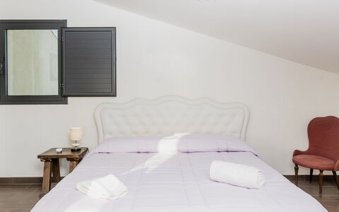 Villa Costa: Furniture, Interior Design, Bed, Bedroom, Wood, Floor, Bed Sheet, Bedding, Textile, Room