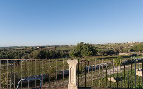 Villa Costa: Sky, Plain, Fence, Handrail, Home Fencing