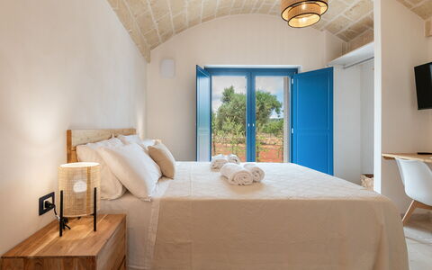 Tenuta Emma: Bedroom, Interior Design, Home, Bed Frame, Bed, Bedding, Ceiling, Bed Sheet, Linens, Mattress