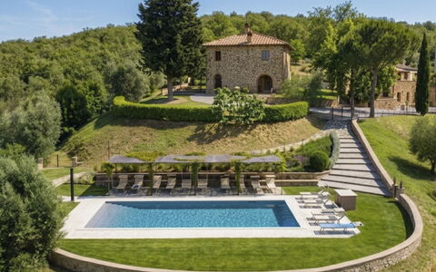 Accommodation:&nbsp;Poggio del Pero 2.3